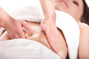Bấm huyệt chữa bí tiểu và những điều bạn chưa biết?